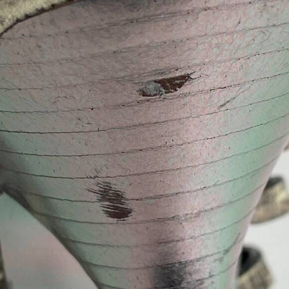 Tory Burch Strappy Peep Toe Heels Size 6.5 Animal Print Buckles Designer Shoes - Picture 9 of 12